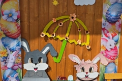 8316
